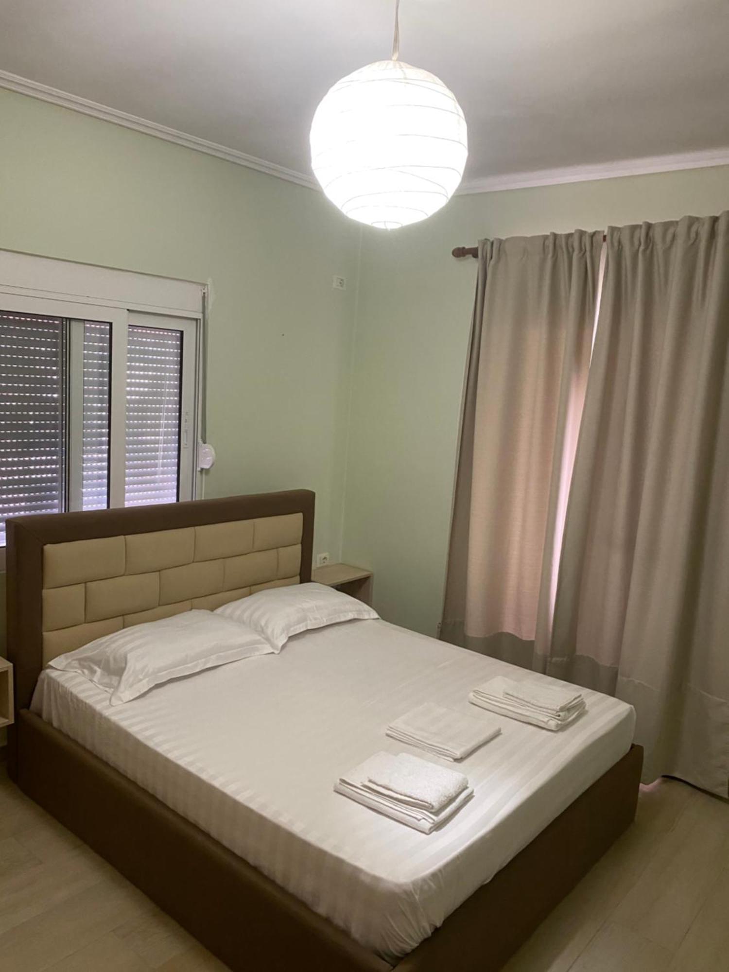 Blue Breeze Attic Apartments Sarandë Eksteriør billede